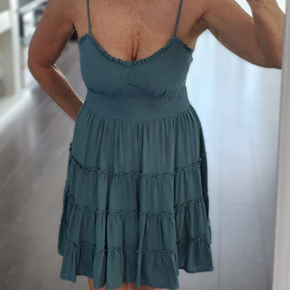 Elegant Teal Sleeveless Dress